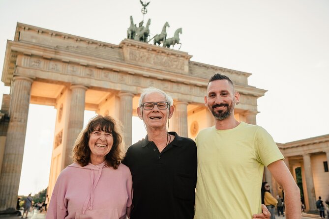 1.5 Hour Cinematic Style Portrait Photoshoot and Tour in Vienna - A Flexible Route Through Vienna’s Center
