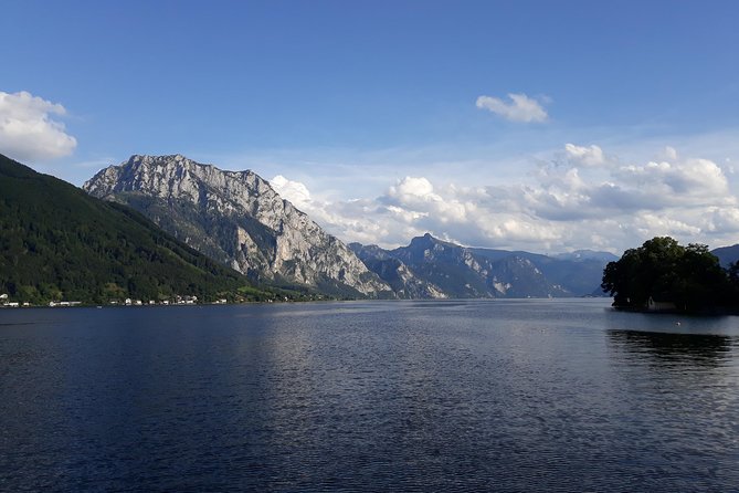 Alpine Hallstatt Day Trip from Vienna incl. Admont Abbey Visit - Hallstatt lakefront, lanes, and mountain views