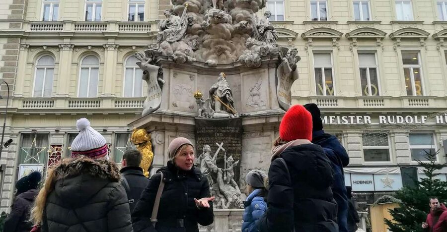 An Introduction to Vienna Walking Tour - Kohlmarkt, the Graben, and Stephansdom