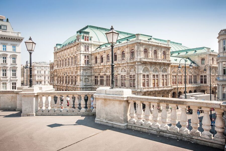 Best of Vienna 1-Day Tour by Car with Schonbrunn Tickets - Stadtpark and the music of Vienna