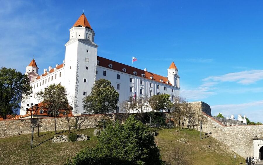Bratislava with a Local: Private Tour from Vienna - Key points at a glance