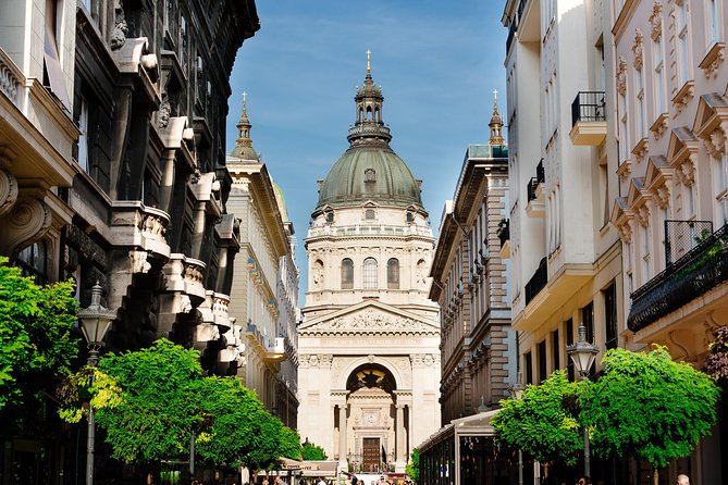 Budapest Day Trip from Vienna - Pest by coach, including Parliament