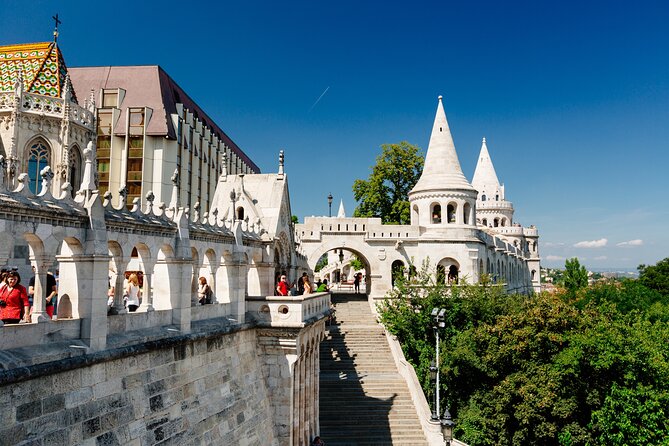 Budapest Day Trip from Vienna - St. Stephen’s Basilica and Budapest’s churches