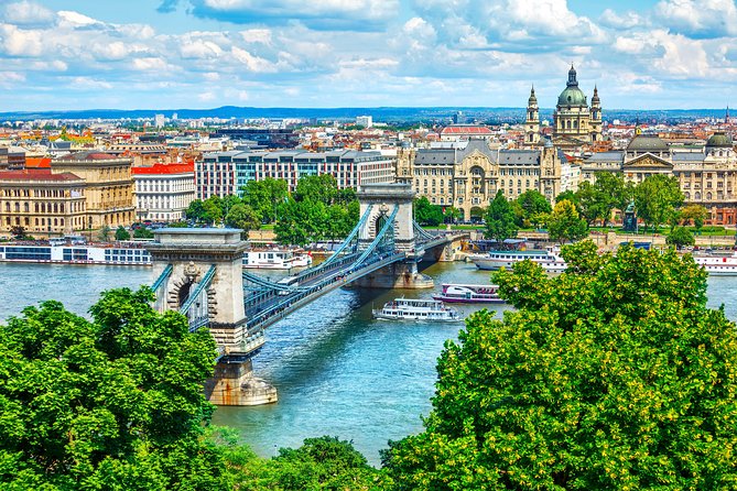 Budapest Private Tour from Vienna - Leaving Vienna at 8:00 a.m. for Hungary