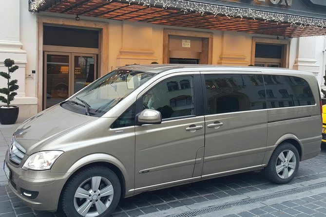Budapest Private Transfer from or to Vienna or Vienna Airport - A Simple Way to Leave Budapest
