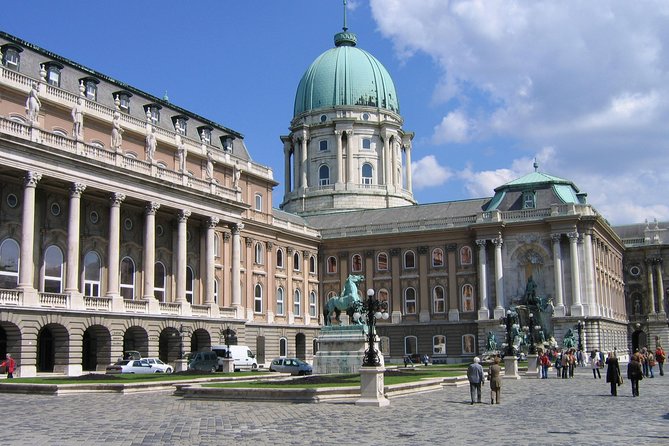 Budapest Private Transfer from or to Vienna or Vienna Airport - The Pickup Process in Budapest or Vienna