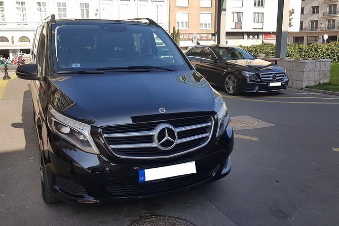 Budapest to Vienna Private Transfer in a Luxury Car - A private road link between Budapest and Vienna