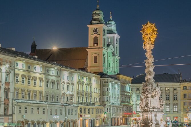 CITY QUEST LINZ: uncover the secrets of this city! - Lentos Kunstmuseum and the art of looking closely
