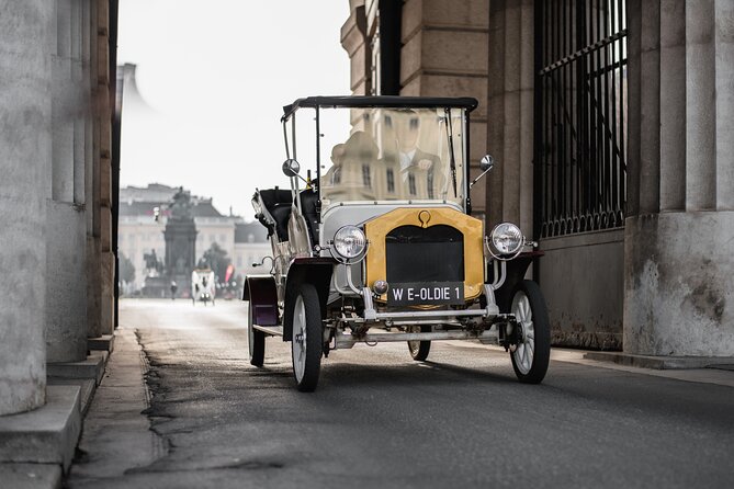 City Sightseeing Tour in an Electro Vintage Car (up to 5 people) - Comfort in Rain, Cold, and Sunshine