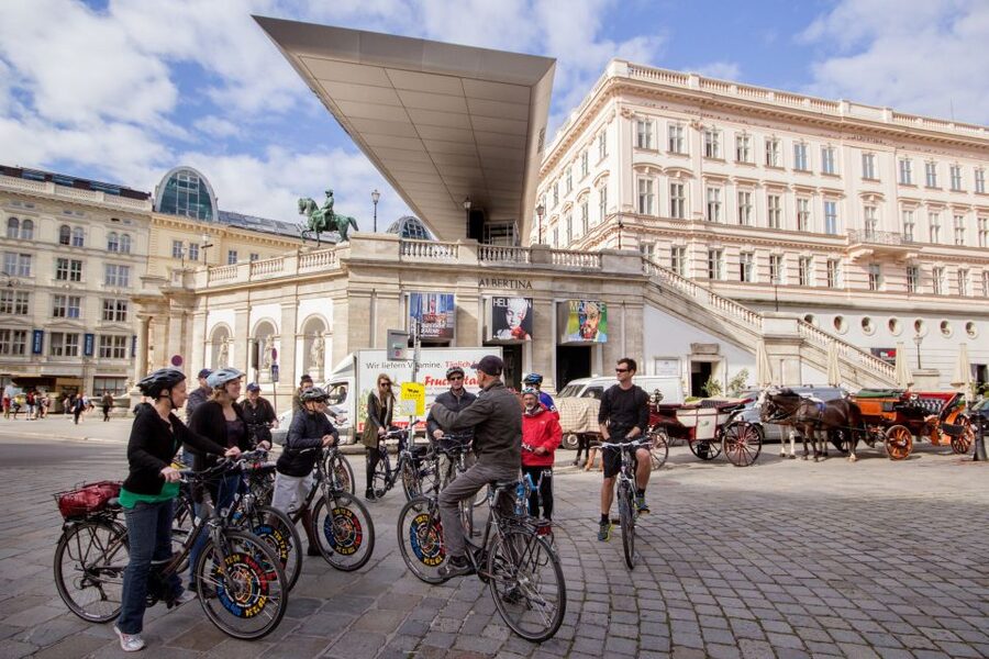 Classic Vienna: 3-Hour Guided Bike Tour - Hundertwasserhaus and the less expected Vienna