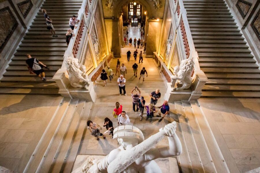 Combo Ticket: Kunsthistorisches Museum & Imperial Treasury - Start at Vienna’s grand Museum of Art History