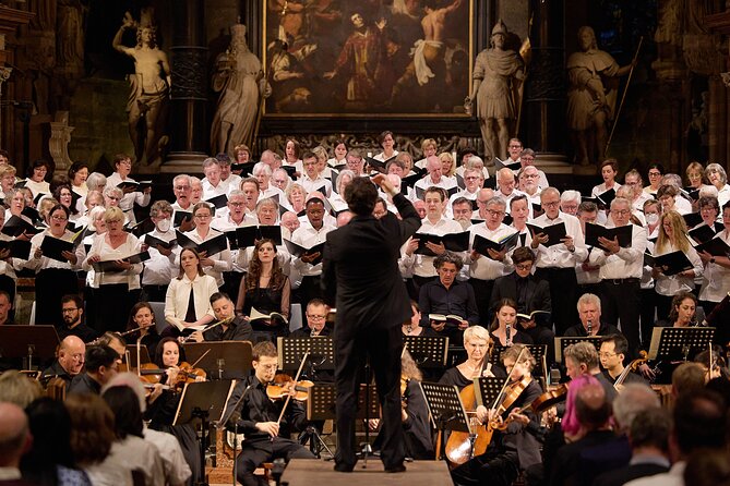 Concert at Vienna's St. Stephen's Cathedral - Expect cold stone in winter