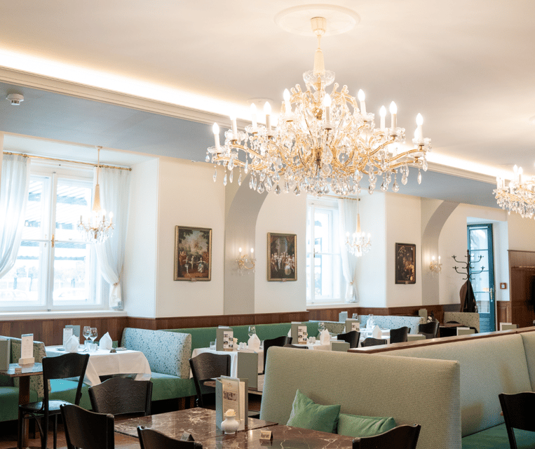 Culinary evening at the Gerstner K. u. K. Hofzuckerbäcker - A sparkling start before dinner