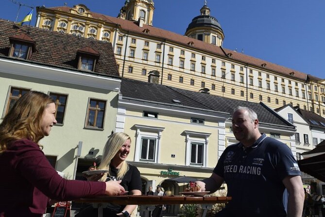 Culinary tour in Melk - Apricot schnapps and liqueurs from the Wachau