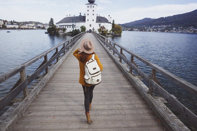 Day Tour from Vienna to Hallstatt and Salzburg with Photographer - A driver-guide can make or break the schedule
