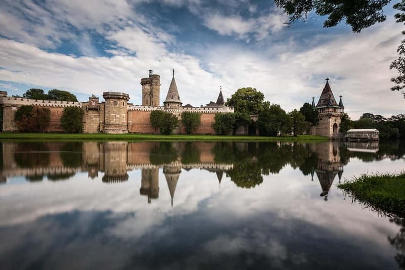 Day Trip from Vienna or Bratislava - Castles around Vienna - Kreuzenstein Castle brings medieval drama early