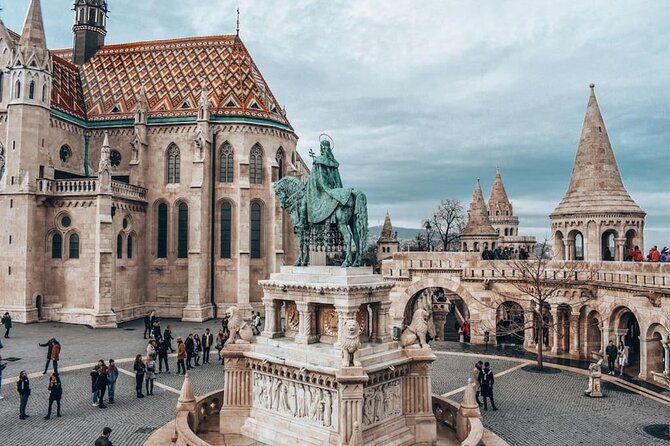DayTrip to Budapest and Bratislava, two capitals - St. Stephen’s Basilica and the shape of central Budapest