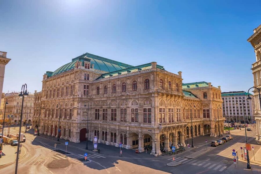 Discover 10 Things To Do in Vienna - Ultimate Walking Tour - St. Stephen’s Cathedral: the visual high point