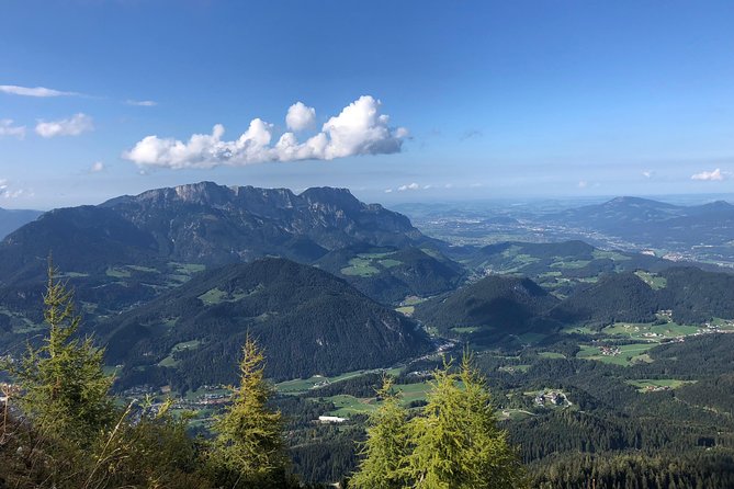 Eagle's Nest, Berchtesgaden and Ramsau with famous church and lake - The guide can make or break the experience