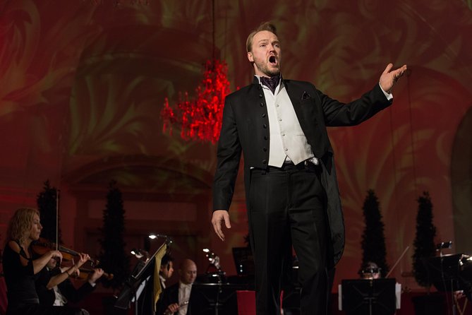 Exclusive Evening at Schönbrunn Palace: After-Hours Audiotour, Dinner, Concert - Why Schönbrunn after closing time matters