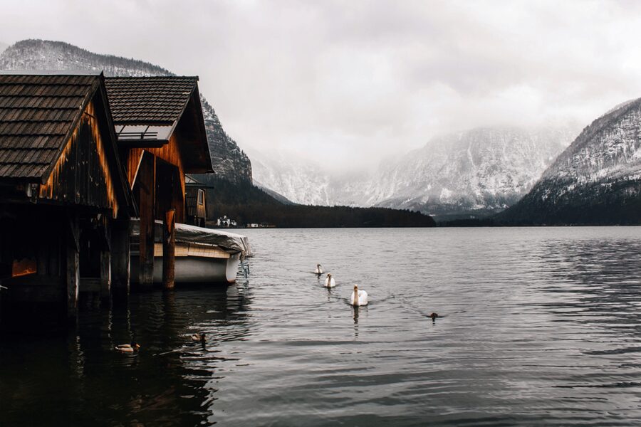 From Salzburg: Hallstatt, St.Gilgen & St. Wolfgang Day Trip - What private transport adds to the day