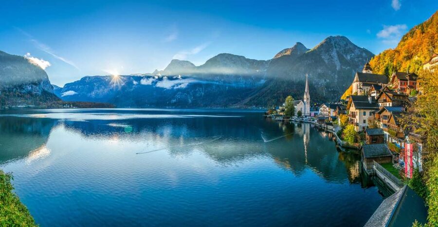 From Salzburg: Private Tour of Hallstatt - St. Gilgen and the shores of Wolfgangsee