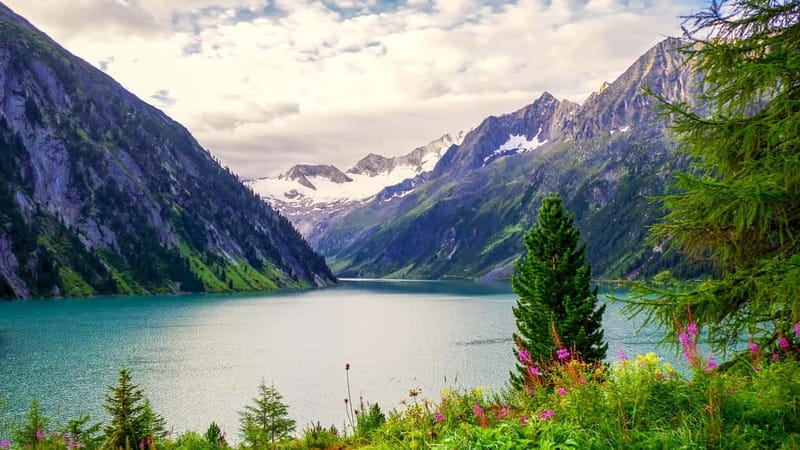 From Vienna: Gmunden, Hallstatt, Salzkammergut Day Tour - Gmunden and the quiet side of Traunsee
