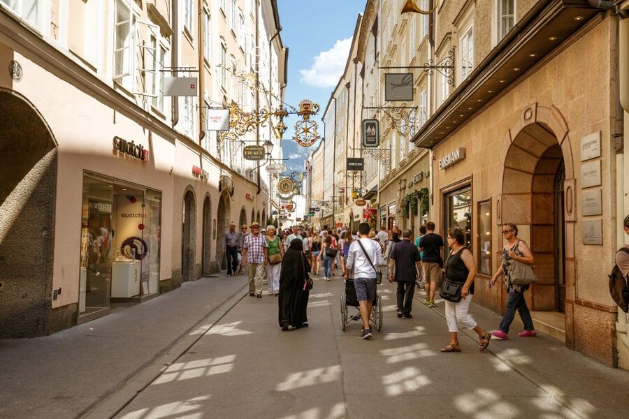 From Vienna: Guided Day Trip to Salzburg - Hohensalzburg Fortress from below and above