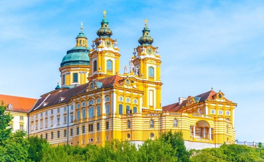 From Vienna: Melk, Salzburg, and Hallstatt Private Tour - Who should book this trip