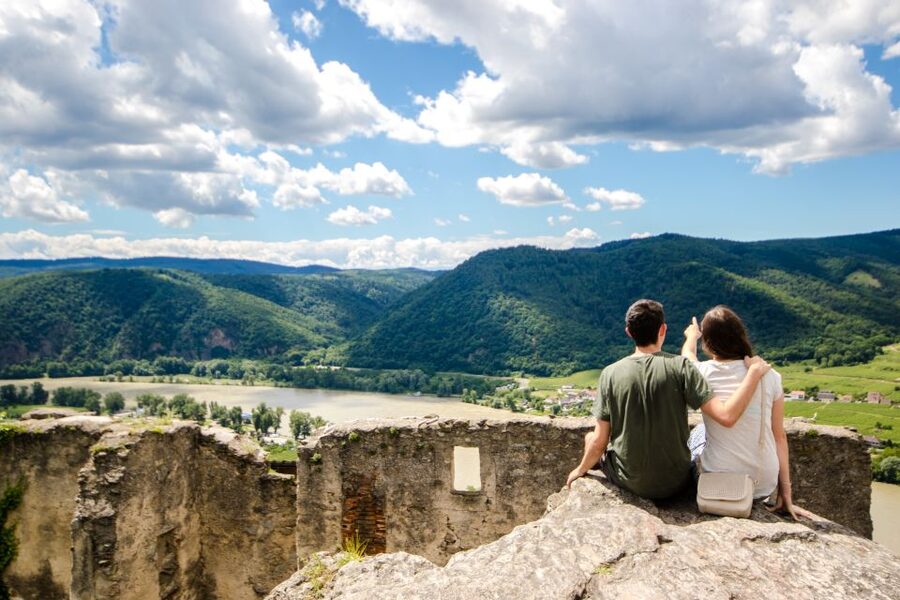 From Vienna: Wachau Valley Day Tour with Wine Tasting - Timing, comfort, and who should book