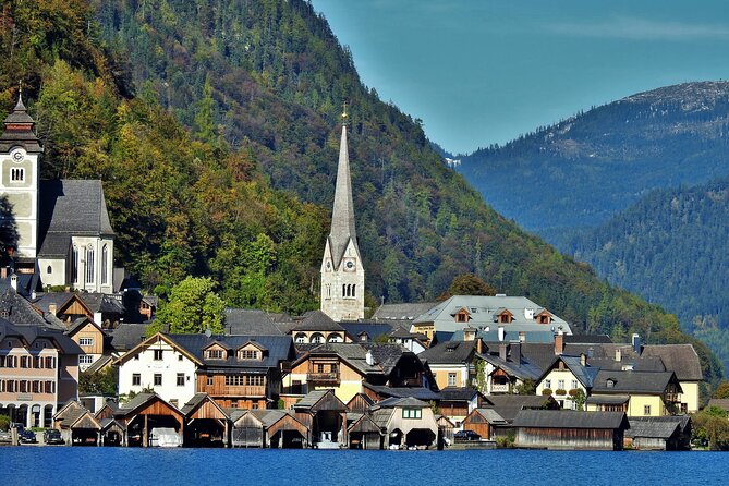 Full-Day Minivan Tour From Salzburg to Hallstatt with 5 Fingers,Lakes&Mountains - Reaching 5 Fingers by Cable Car and Foot