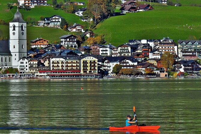 Full-Day Minivan Tour From Salzburg to Hallstatt with 5 Fingers,Lakes&Mountains - Hallstatt: Two Hours Beside Lake Hallstättersee