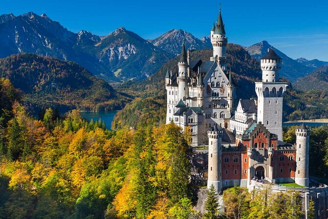 Full day small group Tour in Neuschwanstein from Innsbruck - Hohenschwangau and the Story of King Ludwig