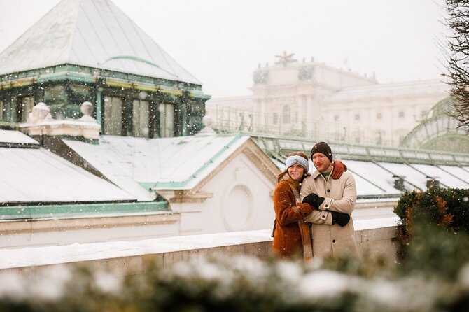 Guided Photoshoot Experience in Wien - Stephansdom and Stephansplatz: a memorable finish