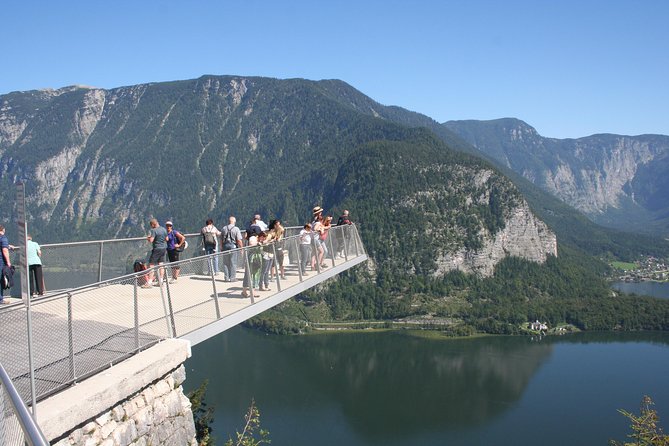 Hallstatt Guided Day Trip from Vienna With Boat Ride Option - The first break at Strengberg