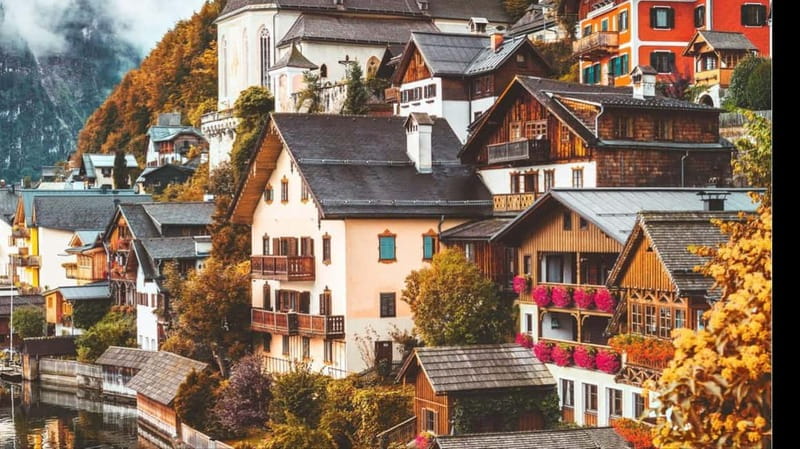 Hallstatt Highlight tour with St. Gilgen Tour from Salzburg - Hallstatt, the main event