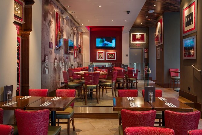 Hard Rock Cafe Vienna with Set Menu for Lunch or Dinner - What the Vienna Hard Rock Cafe experience is really like