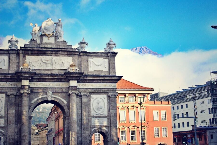 Innsbruck: Express Walk with a Local in 60 minutes - What the short duration really means