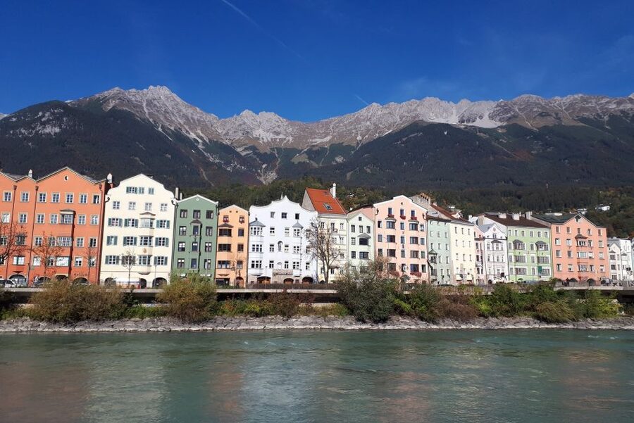 Innsbruck: Express Walk with a Local in 60 minutes - The Golden Roof gives you an instant Innsbruck reference point