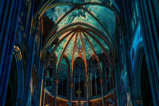 Light of Creation Votive Church - The cold inside Votivkirche