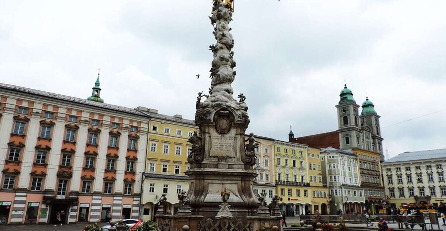 Linz Private Walking Tour - Starting at the Trinity Column in Hauptplatz