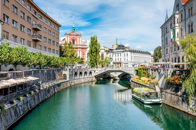 Ljubljana and Lake Bled private day tour from Vienna - Why this private Vienna day trip can work