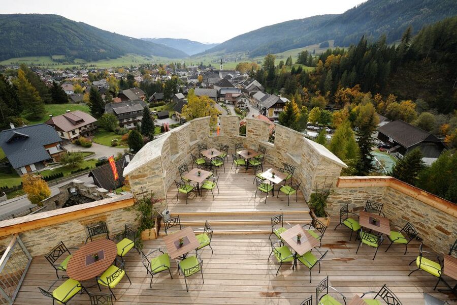 Mauterndorf: Castle Entrance Ticket - The knights’ playground and family appeal