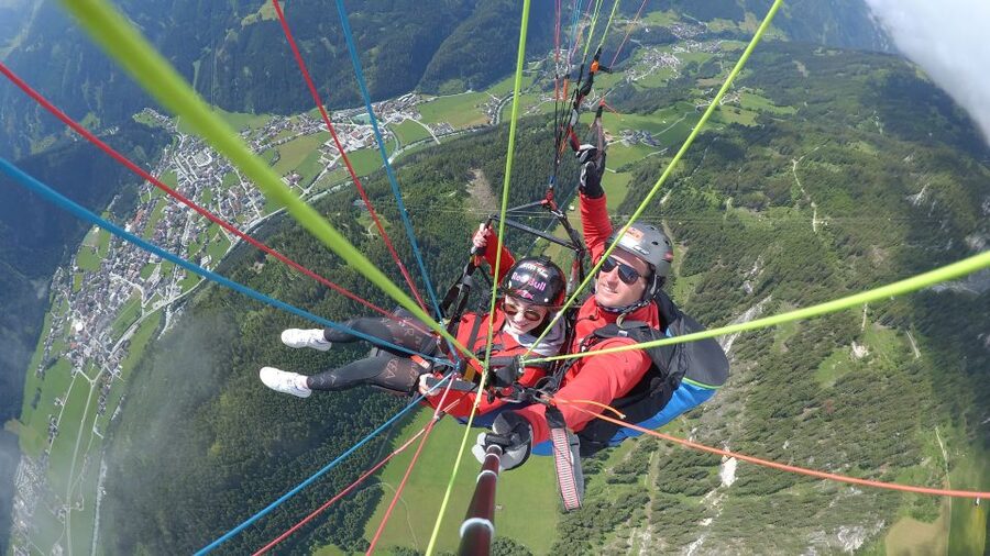 Mayrhofen: Paragliding Adventure With Soaring Views - Meeting the Pilot at Penkenbahn