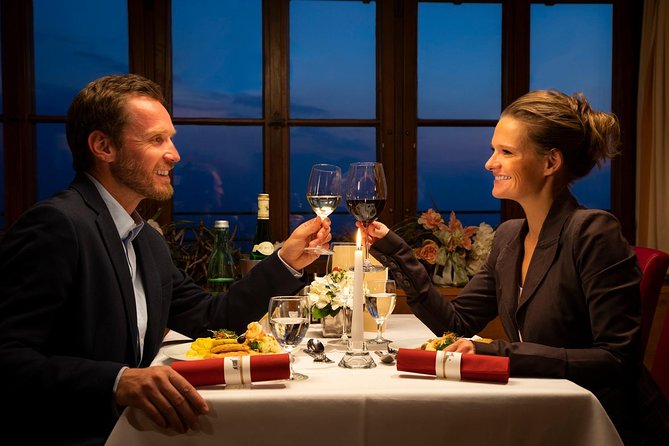 Mozart Concert and Dinner or VIP Dinner at Fortress Salzburg with River Cruise - How the timing works from January to December