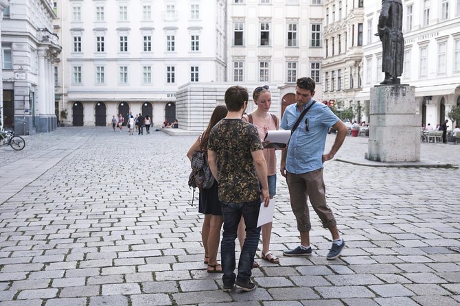 Mystery rally Vienna: The secrets of the old town - Starting at Stephansplatz 4