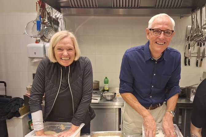 Nabiel's Vienna Cooking Class - Making Viennese schnitzel, from pounding to breading