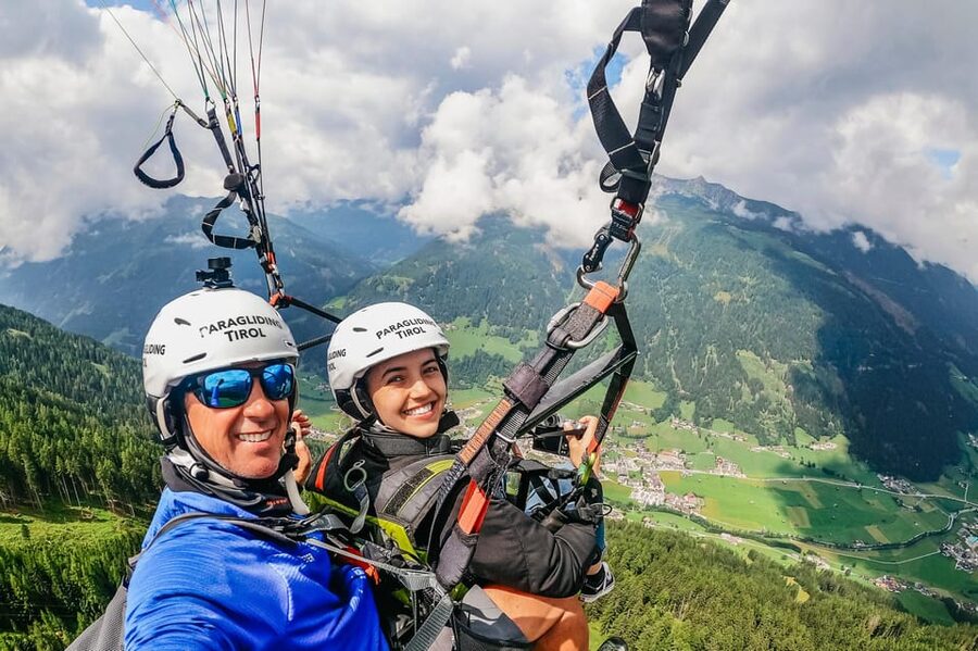 Neustift im Stubaital: Tandem Paragliding Flight - Takeoff, flight, and landing
