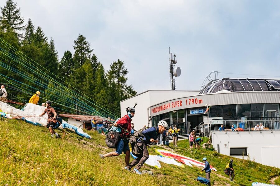 Neustift im Stubaital: Tandem Paragliding Flight - The views are worth the cable car cost