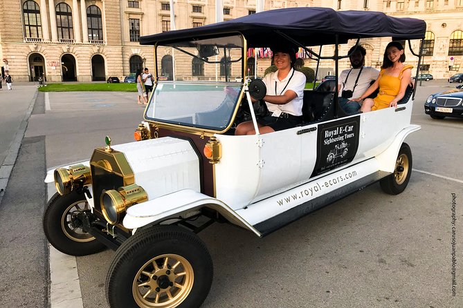 Oldtimer Tour Vienna Gold Tour - Key points at a glance
